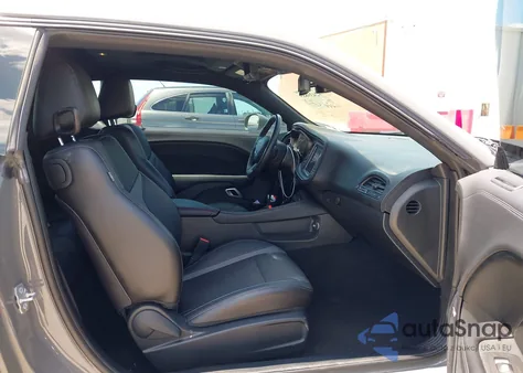 2023 Dodge Challenger Sxt from USA, damaged, VIN 2C3CDZAG5PH637851